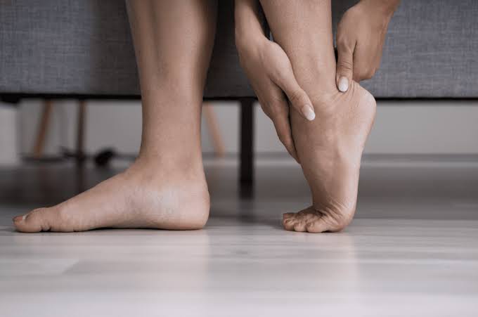 3 Important Ways to Improve Foot Health Through Stretching and Strengthening