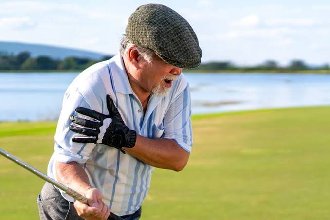 How to Play Golf with an Injury