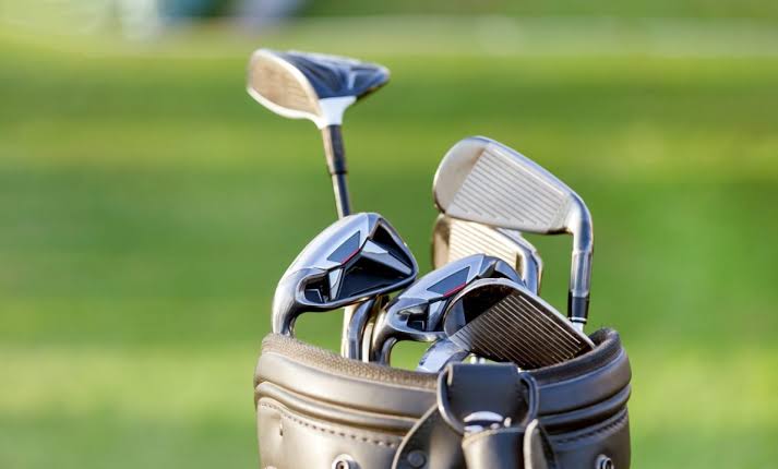 The Different Types of Golf Clubs and Their Uses